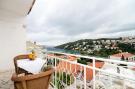 FerienhausKroatien - : Apartments Marieta - Two-Bedroom Apartment with Ba