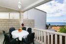 VakantiehuisKroatië - Oost Kroatië: Apartment Debos - Three-Bedroom Apartment with Bal