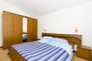 FerienhausKroatien - : Apartments Kuzma - One-Bedroom Apartment with Balc