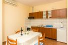 FerienhausKroatien - : Apartment &amp; Room Braica - One-Bedroom Apartmen