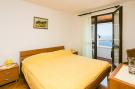 VakantiehuisKroatië - : Apartment Gigi - Two Bedroom Apartment with Terrac