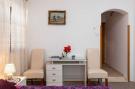 FerienhausKroatien - : Guest House Cesic - Double Room No8