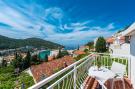 VakantiehuisKroatië - Oost Kroatië: Apartments Lucija - Three Bedroom Apartment with T