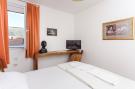 VakantiehuisKroatië - Oost Kroatië: Apartment Alma - Two Bedroom Apartment with Terrac