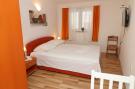 FerienhausKroatien - : Apartments Sergej-Standard Studio apartment with T