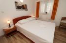 VakantiehuisKroatië - Oost Kroatië: Apartments Sergej-Standard Studio apartment with T