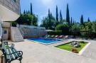 FerienhausKroatien - : Villa Oasis Cypress - Three Bedroom Villa with Ter