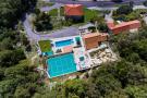 FerienhausKroatien - : Villa Falcon Rook - Four-Bedroom Villa with Terrac