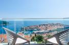 FerienhausKroatien - : Apartments Isabora - Comfort Three-Bedroom Apartme