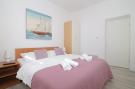 FerienhausKroatien - : Apartments Isabora - Two-Bedroom Apartment with Te