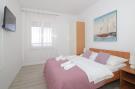 FerienhausKroatien - : Apartments Isabora - Two-Bedroom Apartment with Te