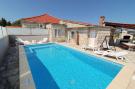 FerienhausKroatien - : Villa Ivana - Three-Bedroom Villa with Private Poo