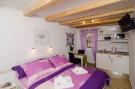 FerienhausKroatien - : Lavender Garden Apartments - Studio Apartment (Fir