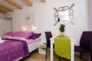 FerienhausKroatien - : Lavender Garden Apartments - Studio Apartment (Fir