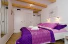 FerienhausKroatien - : Lavender Garden Apartments - Studio Apartment (Fir