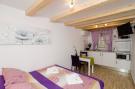 FerienhausKroatien - : Lavender Garden Apartments - Comfort Studio Apartm