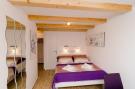 FerienhausKroatien - : Lavender Garden Apartments - Comfort Studio Apartm