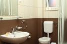 FerienhausKroatien - : Apartments Senjo - Studio Apartment with Balcony a