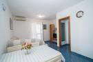 FerienhausKroatien - : Apartments Batinic - One Bedroom Apartment with Te