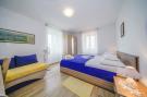 FerienhausKroatien - : Apartment Akacija - Two Bedroom Apartment with Gar