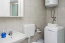 VakantiehuisKroatië - : Apartment Nadalina- One Bedroom Apartment with Ter