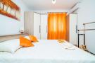 FerienhausKroatien - : Rooms Rita - Double Room with Private Bathroom  (N