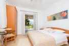 FerienhausKroatien - : Apartments &amp; Rooms Jokovic-Double Room with Te