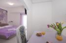 FerienhausKroatien - : Apartments Villa Angela - Studio Apartment with Te