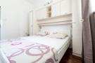 FerienhausKroatien - : Apartments Kirigin - Two Bedroom Apartment with Te