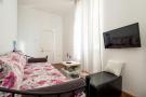 FerienhausKroatien - : Apartments Kirigin - Two Bedroom Apartment with Te