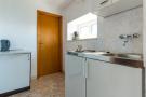 FerienhausKroatien - : Apartments Kirigin - One Bedroom Apartment with Te