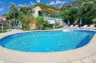 FerienhausKroatien - : Villa Klara - Holiday Home with Terrace, Pool and 