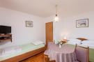 FerienhausKroatien - : Apartments Klara-Gorjana - One bedroom Apartment w