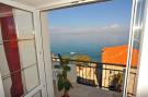 FerienhausKroatien - : Apartments Tino- Two Bedroom Apartment with Terrac