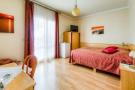 FerienhausKroatien - : Guest House Villa Nina- Comfort Triple Room with B