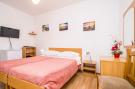 FerienhausKroatien - : Guest House Villa Nina- Double Room with Garden Vi