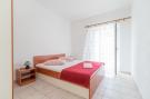 FerienhausKroatien - : Apartments Neva- Standard Two Bedroom Apartment wi