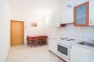 FerienhausKroatien - : Apartments Neva- One Bedroom Apartment