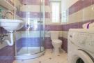 Holiday homeCroatia - Eastern Croatia: Guest House Gugily- Triple Room with Shared Bathro