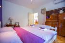 FerienhausKroatien - : Guest House Gugily- Double Room with Shared Bathro