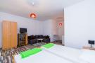 FerienhausKroatien - : Apartments Sany - Studio Apartment