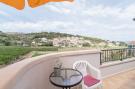 FerienhausKroatien - : Apartments Mare- One Bedroom Apartment with Garden