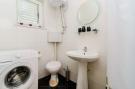 FerienhausKroatien - : Apartments Versus- Comfort Studio Apartment with T