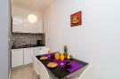 FerienhausKroatien - : Apartments Versus- Comfort Studio Apartment with T