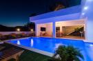 FerienhausKroatien - : Villa Luciana Residence - Five-Bedroom Villa with 