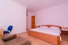 FerienhausKroatien - : Apartments Plavac Mali- Three Bedroom Apartment wi