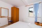 FerienhausKroatien - : Apartments Plavac Mali- Two Bedroom Apartment with