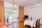 VakantiehuisKroatië - Oost Kroatië: Apartment Marela- One Bedroom Apartment with Balco