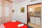 FerienhausKroatien - : Guest House Kusalo- Studio Apartment with Patio (S