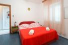 FerienhausKroatien - : Guest House Kusalo- Studio Apartment with Patio (S